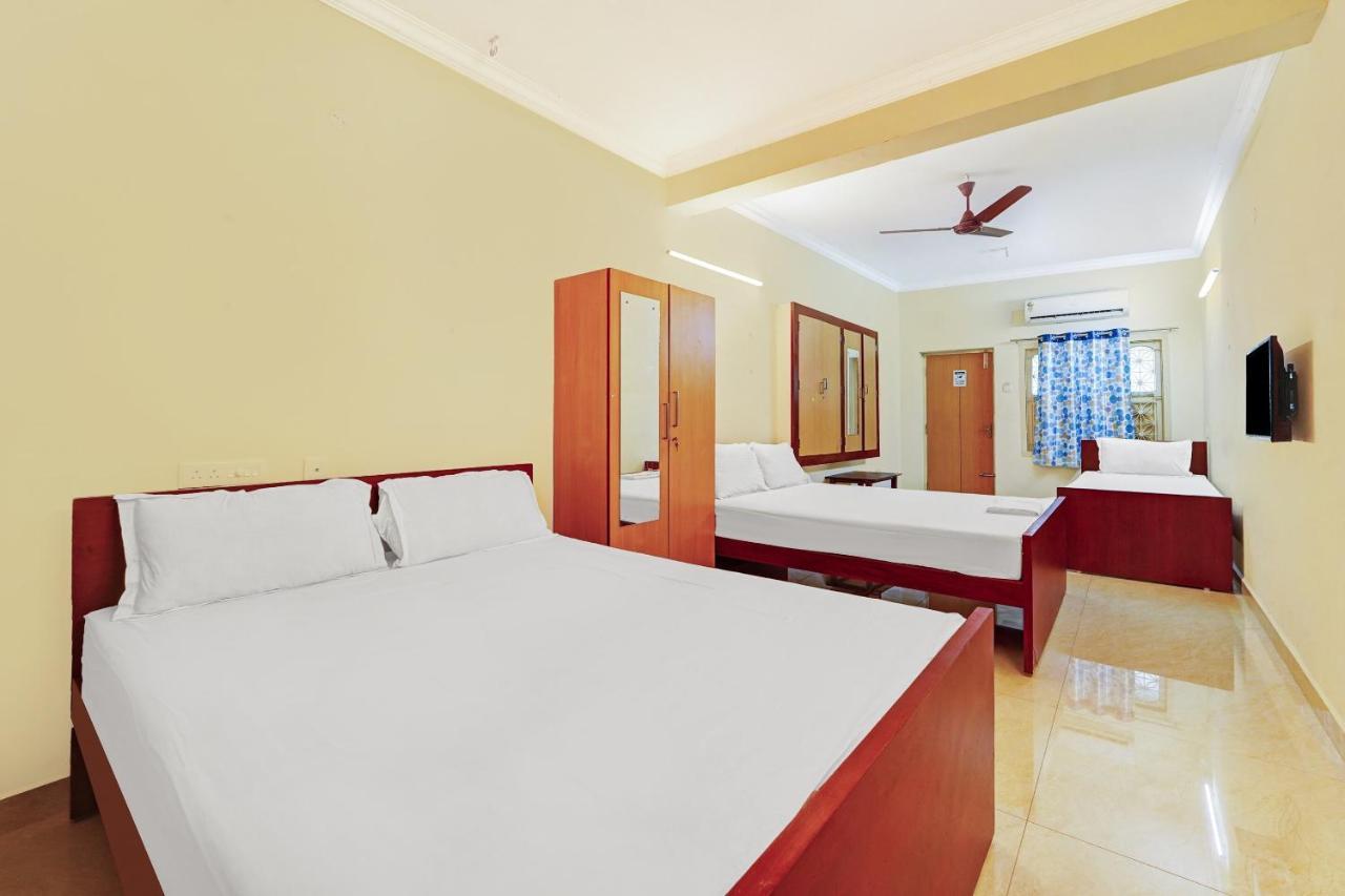 Hotel Yadvik Chennai Exterior foto